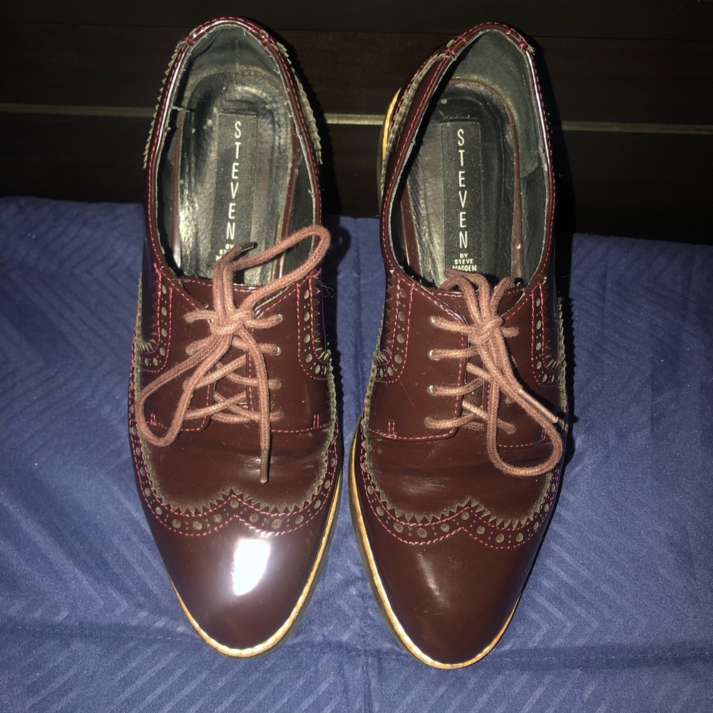 Steven madden purple shoes great condition